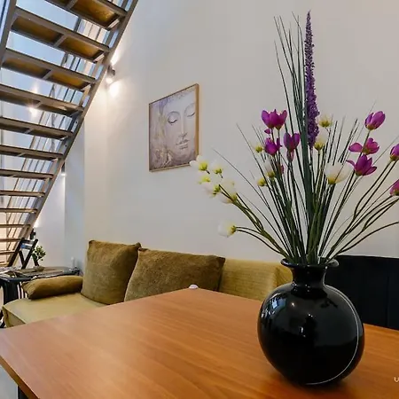 Comfort Loft, 1' Walk To Ippokratio Hospital Appartamento Salonicco